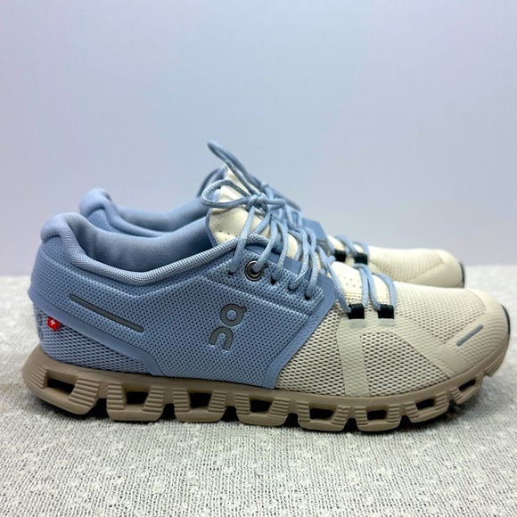 ON RUNNING Cloud NIMBUS MOON Women's Blue Beige Shoes Sneakers